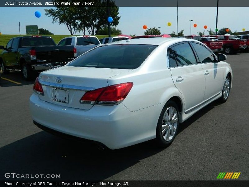 Blizzard White Pearl / Ivory 2012 Toyota Avalon