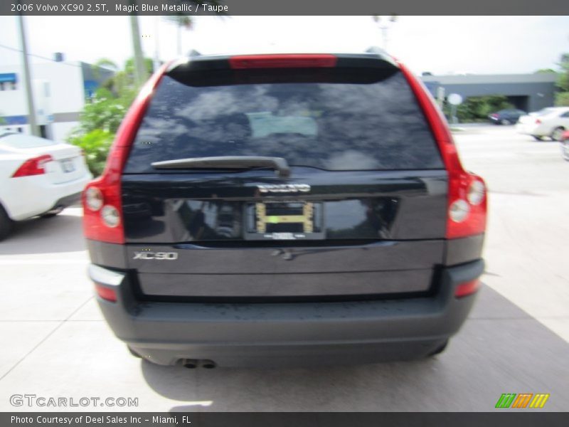 Magic Blue Metallic / Taupe 2006 Volvo XC90 2.5T