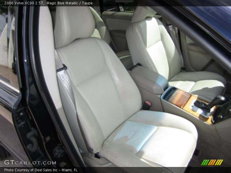 Magic Blue Metallic / Taupe 2006 Volvo XC90 2.5T