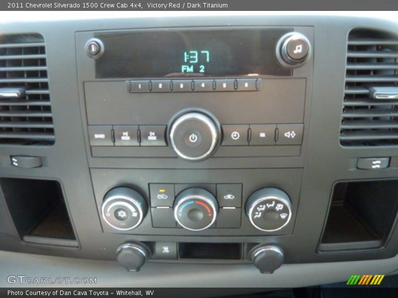 Victory Red / Dark Titanium 2011 Chevrolet Silverado 1500 Crew Cab 4x4