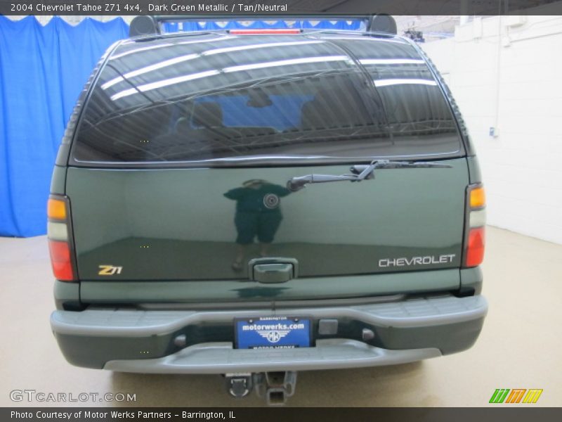 Dark Green Metallic / Tan/Neutral 2004 Chevrolet Tahoe Z71 4x4