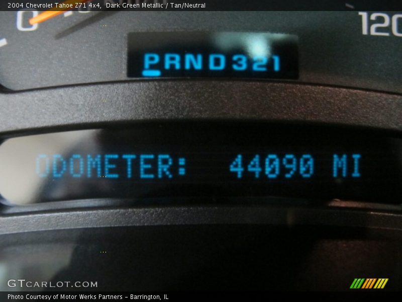 Dark Green Metallic / Tan/Neutral 2004 Chevrolet Tahoe Z71 4x4