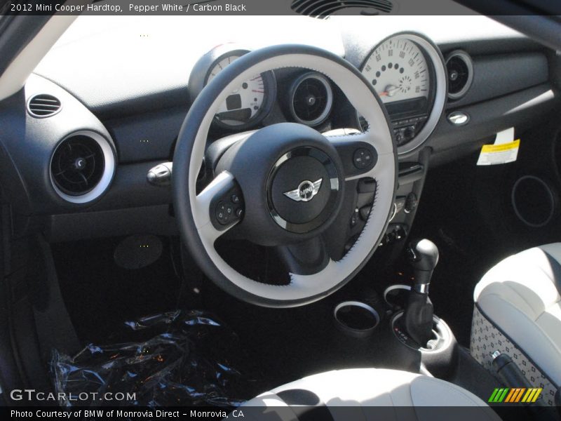 Pepper White / Carbon Black 2012 Mini Cooper Hardtop