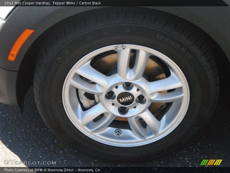 Pepper White / Carbon Black 2012 Mini Cooper Hardtop