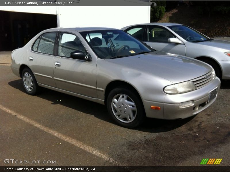 Granite Pearl / Tan 1997 Nissan Altima