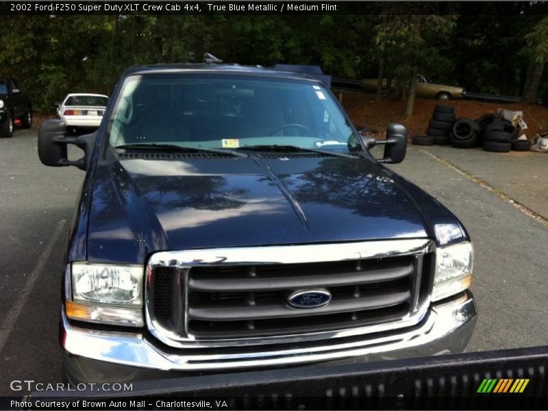 True Blue Metallic / Medium Flint 2002 Ford F250 Super Duty XLT Crew Cab 4x4