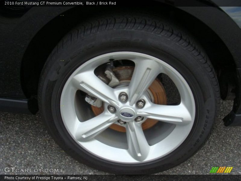  2010 Mustang GT Premium Convertible Wheel