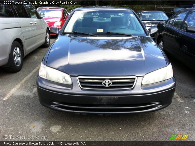 Graphite Gray Pearl / Gray 2000 Toyota Camry LE
