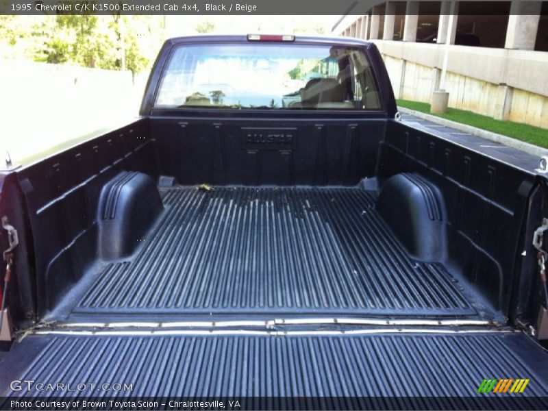 Black / Beige 1995 Chevrolet C/K K1500 Extended Cab 4x4