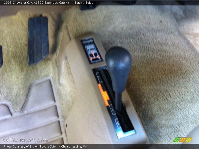 Black / Beige 1995 Chevrolet C/K K1500 Extended Cab 4x4