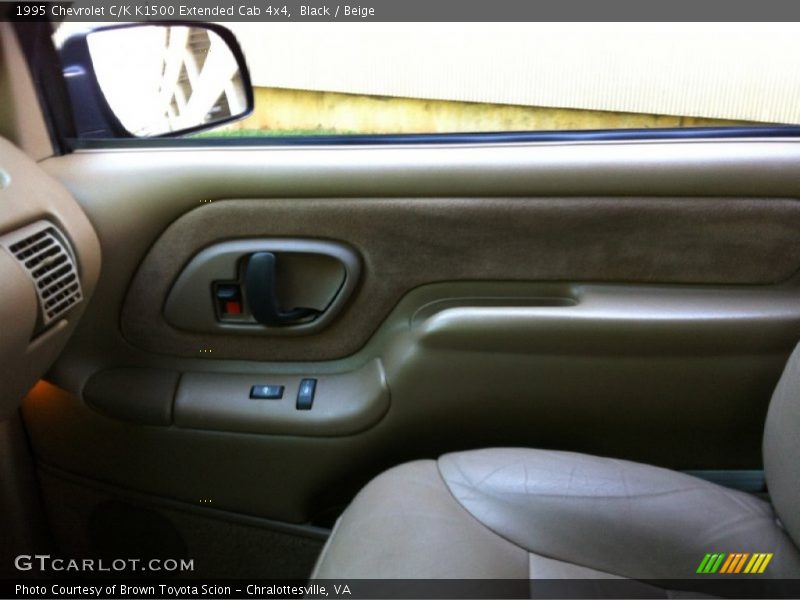 Black / Beige 1995 Chevrolet C/K K1500 Extended Cab 4x4