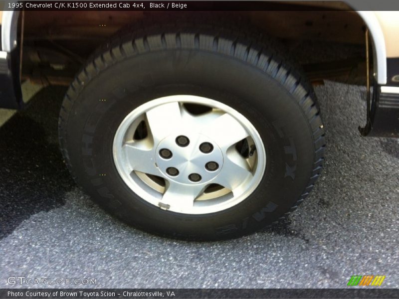 Black / Beige 1995 Chevrolet C/K K1500 Extended Cab 4x4