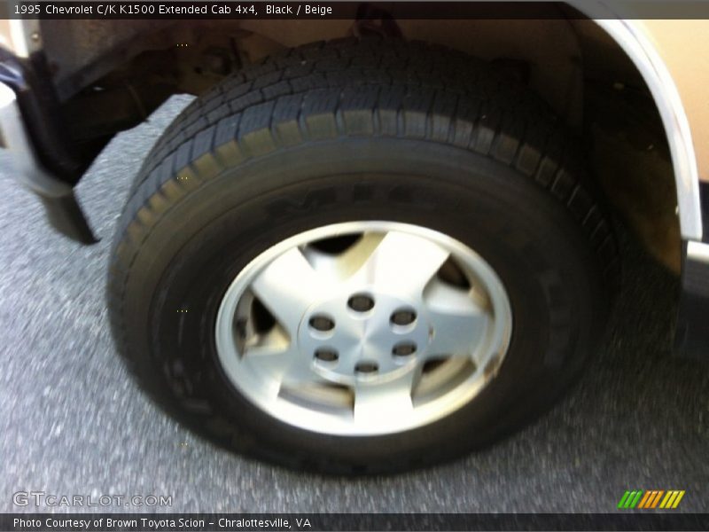 Black / Beige 1995 Chevrolet C/K K1500 Extended Cab 4x4