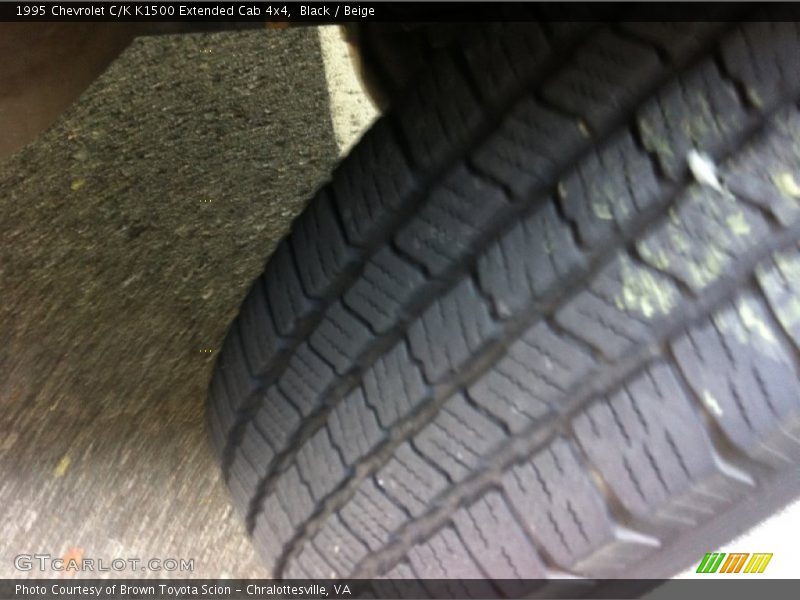 Black / Beige 1995 Chevrolet C/K K1500 Extended Cab 4x4