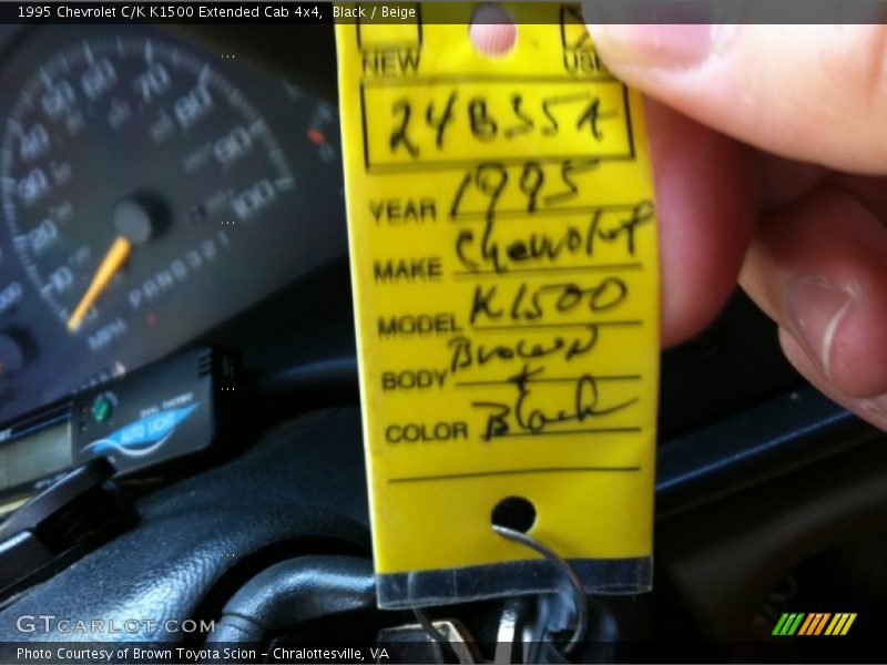 Black / Beige 1995 Chevrolet C/K K1500 Extended Cab 4x4