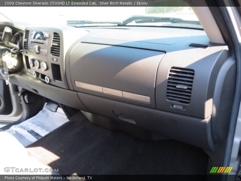 Silver Birch Metallic / Ebony 2009 Chevrolet Silverado 2500HD LT Extended Cab