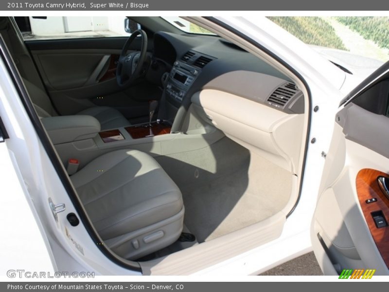 Super White / Bisque 2011 Toyota Camry Hybrid