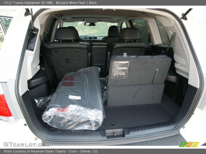  2013 Highlander SE 4WD Trunk