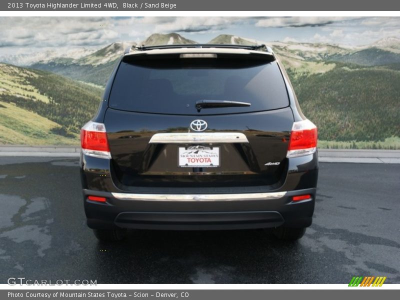 Black / Sand Beige 2013 Toyota Highlander Limited 4WD