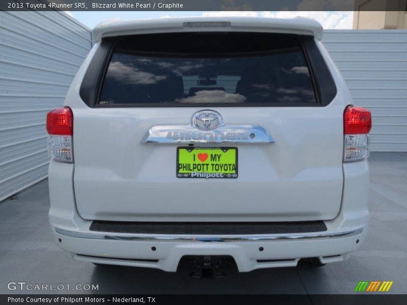 Blizzard White Pearl / Graphite 2013 Toyota 4Runner SR5
