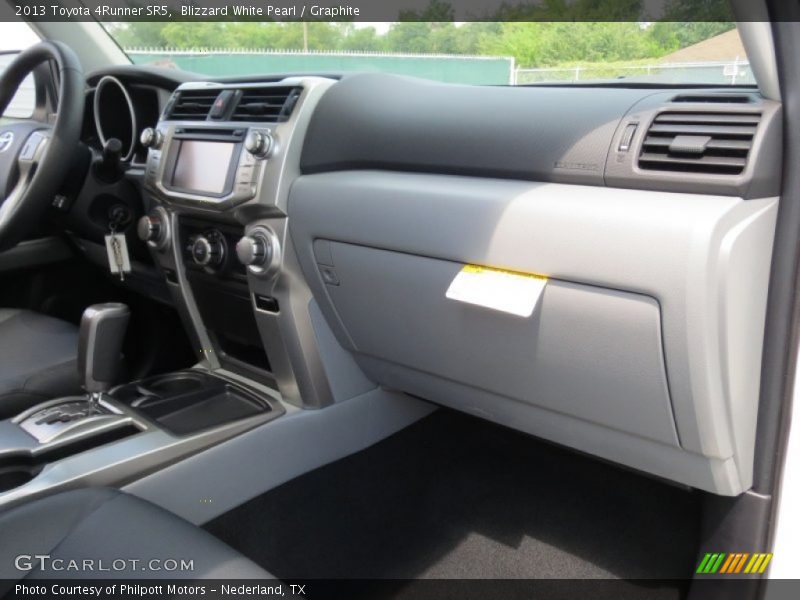 Blizzard White Pearl / Graphite 2013 Toyota 4Runner SR5
