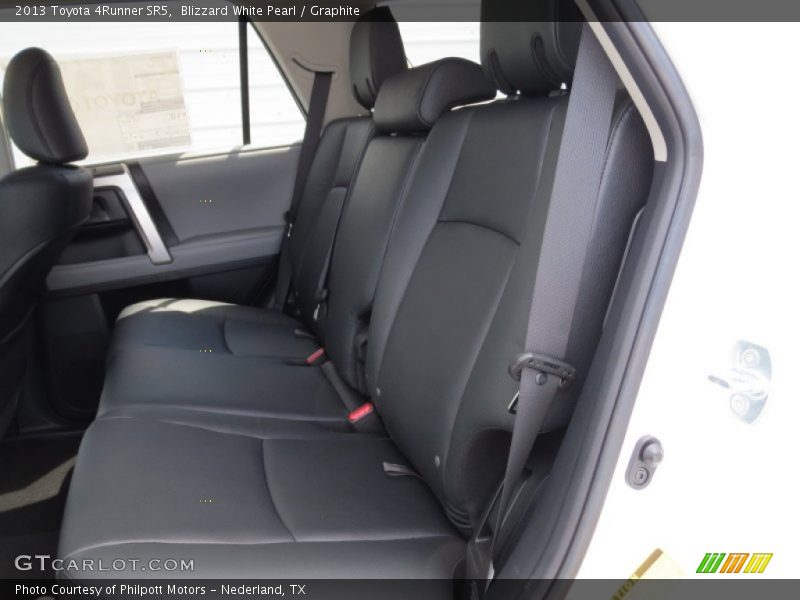 Blizzard White Pearl / Graphite 2013 Toyota 4Runner SR5