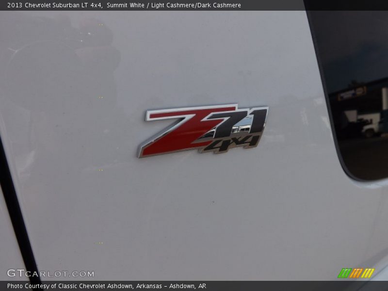  2013 Suburban LT 4x4 Logo