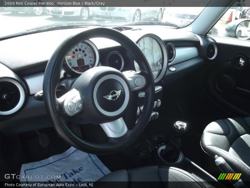 Horizon Blue / Black/Grey 2009 Mini Cooper Hardtop