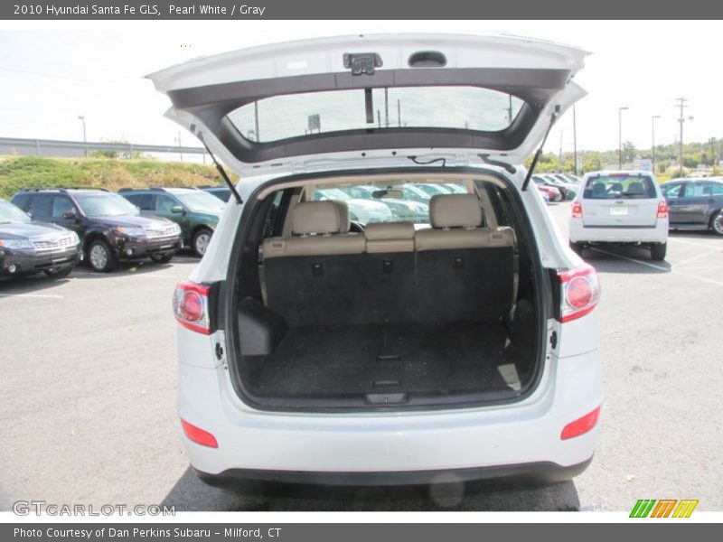 Pearl White / Gray 2010 Hyundai Santa Fe GLS