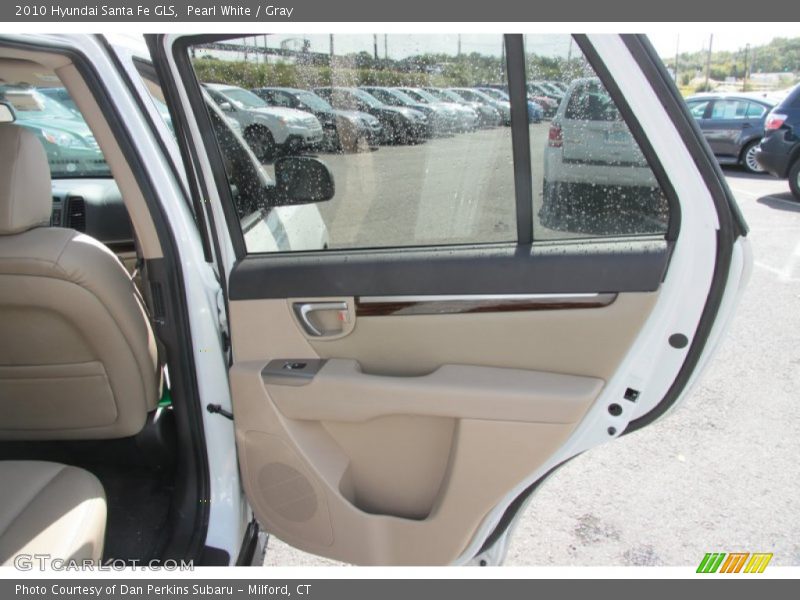 Pearl White / Gray 2010 Hyundai Santa Fe GLS