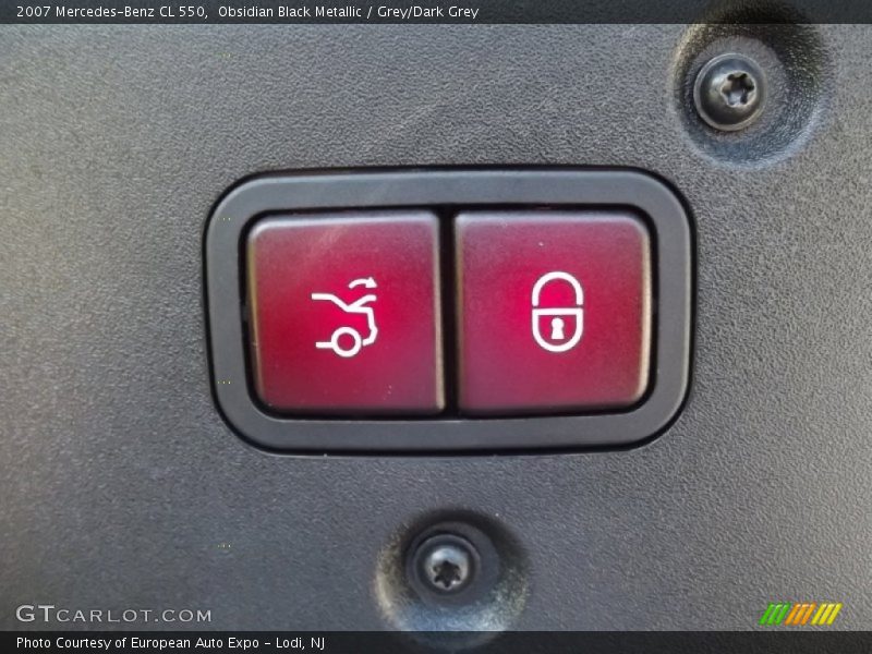 Obsidian Black Metallic / Grey/Dark Grey 2007 Mercedes-Benz CL 550