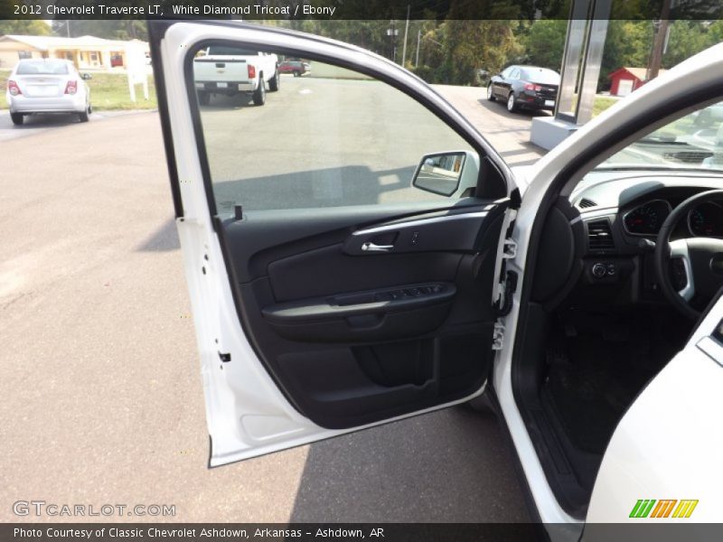 White Diamond Tricoat / Ebony 2012 Chevrolet Traverse LT