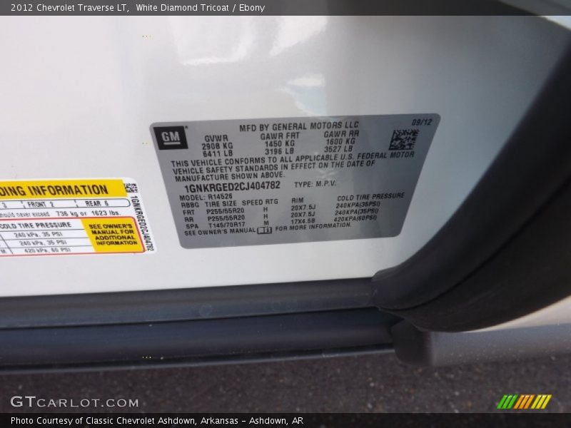 White Diamond Tricoat / Ebony 2012 Chevrolet Traverse LT