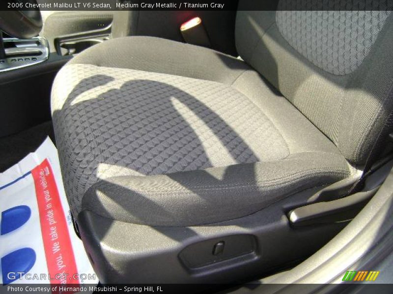 Medium Gray Metallic / Titanium Gray 2006 Chevrolet Malibu LT V6 Sedan