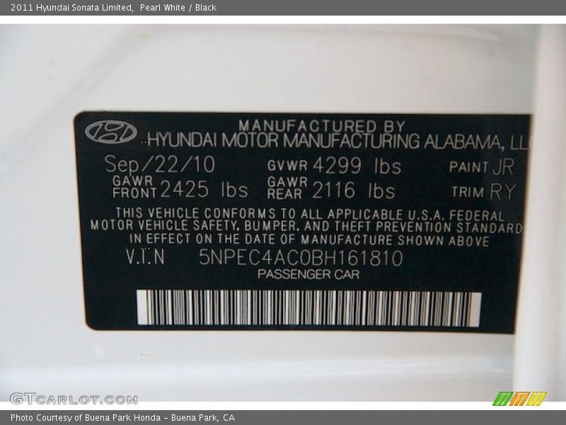 Pearl White / Black 2011 Hyundai Sonata Limited