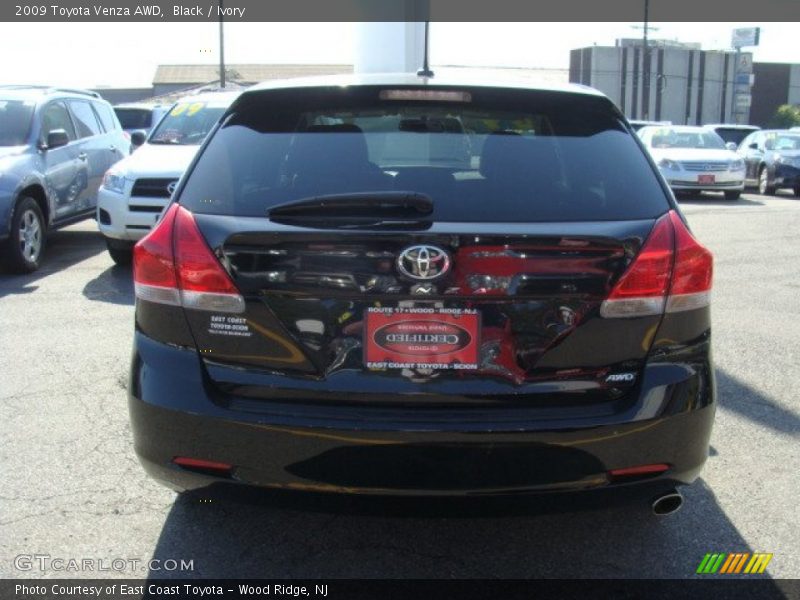 Black / Ivory 2009 Toyota Venza AWD
