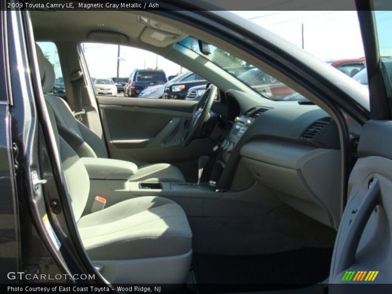 Magnetic Gray Metallic / Ash 2009 Toyota Camry LE