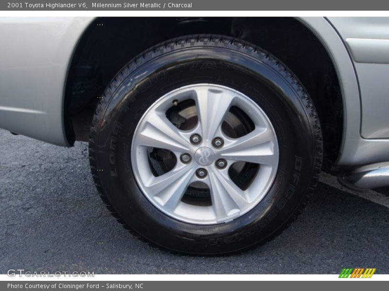 Millennium Silver Metallic / Charcoal 2001 Toyota Highlander V6