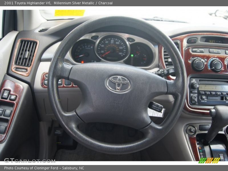 Millennium Silver Metallic / Charcoal 2001 Toyota Highlander V6