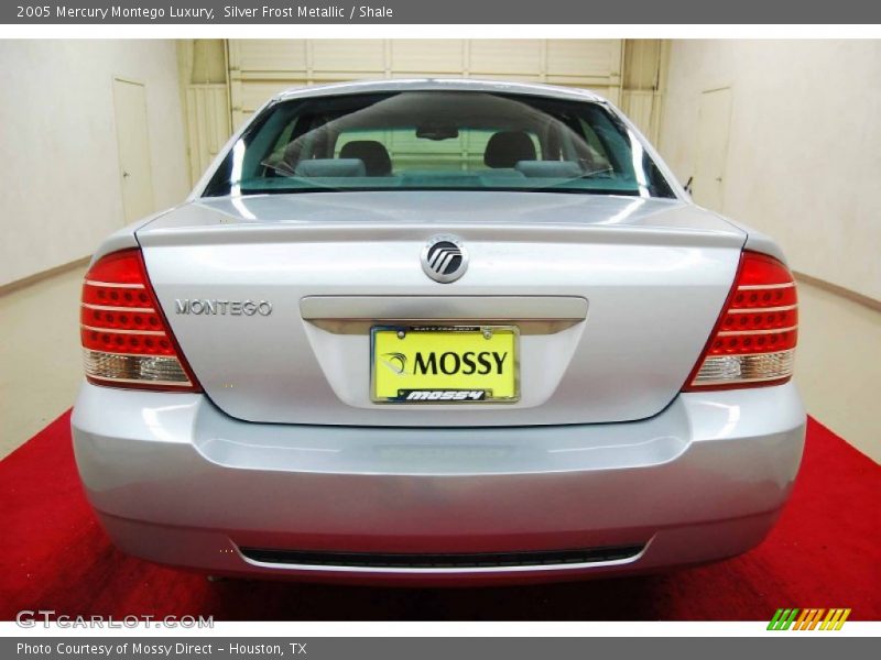 Silver Frost Metallic / Shale 2005 Mercury Montego Luxury