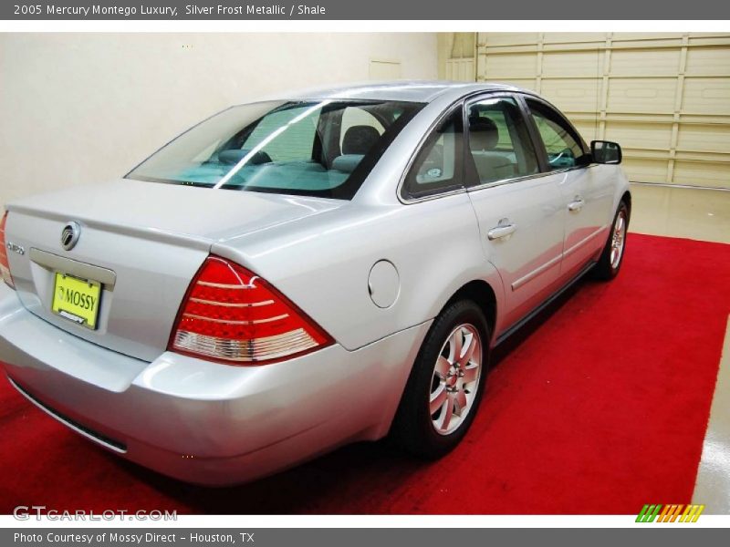Silver Frost Metallic / Shale 2005 Mercury Montego Luxury
