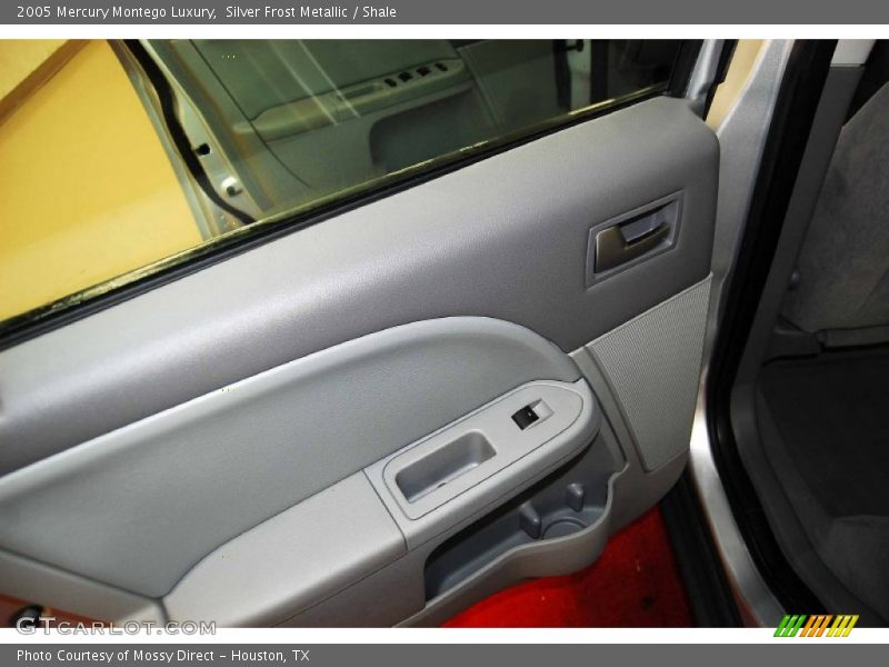 Silver Frost Metallic / Shale 2005 Mercury Montego Luxury