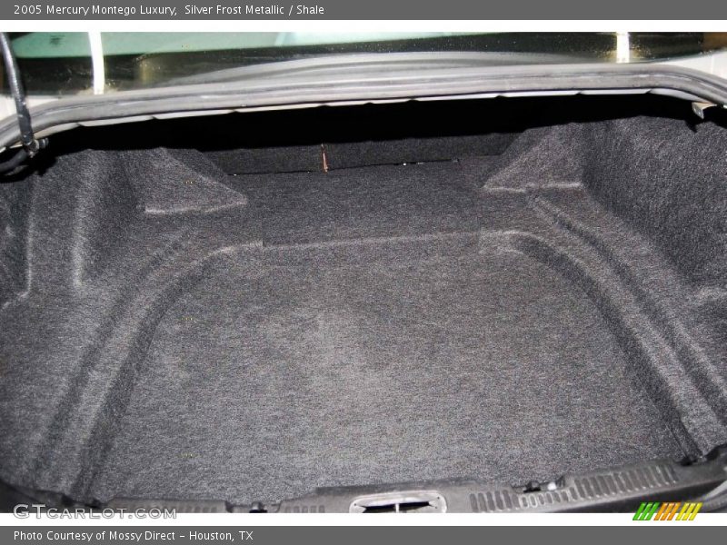 Silver Frost Metallic / Shale 2005 Mercury Montego Luxury