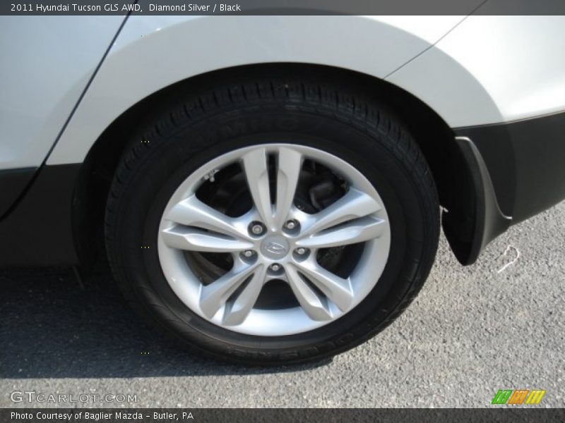 Diamond Silver / Black 2011 Hyundai Tucson GLS AWD