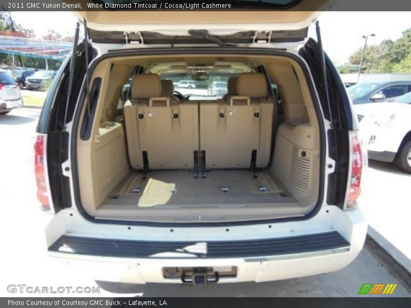 White Diamond Tintcoat / Cocoa/Light Cashmere 2011 GMC Yukon Denali