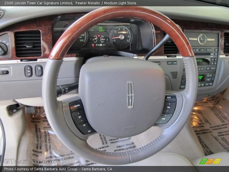 Pewter Metallic / Medium Light Stone 2006 Lincoln Town Car Signature Limited