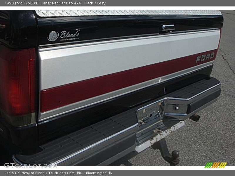 Black / Grey 1990 Ford F250 XLT Lariat Regular Cab 4x4