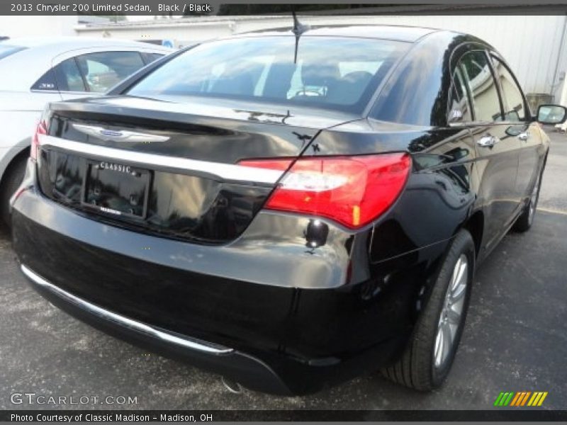 Black / Black 2013 Chrysler 200 Limited Sedan