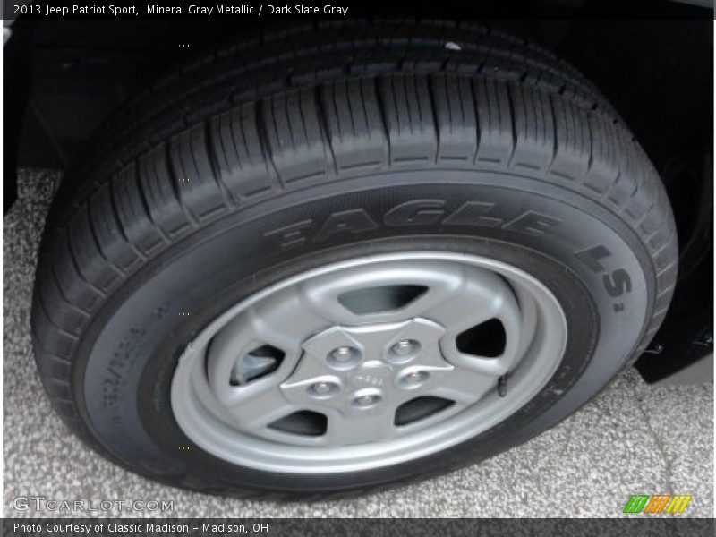 Mineral Gray Metallic / Dark Slate Gray 2013 Jeep Patriot Sport