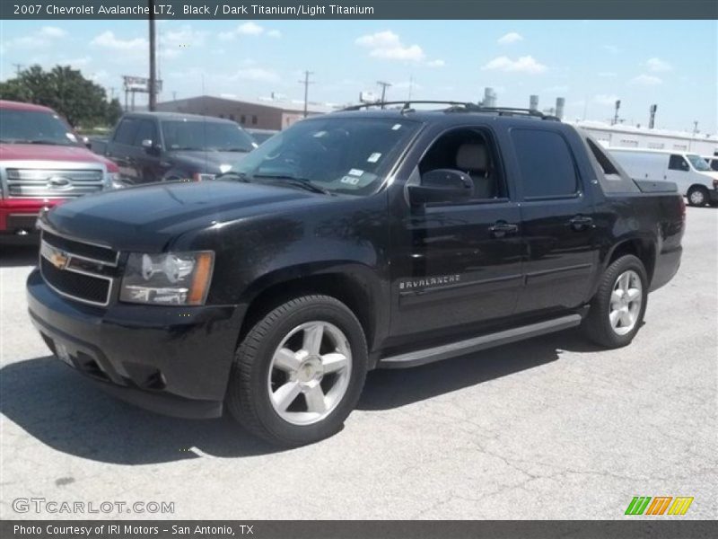 Black / Dark Titanium/Light Titanium 2007 Chevrolet Avalanche LTZ